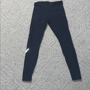 navy blue lulu lemon leggings